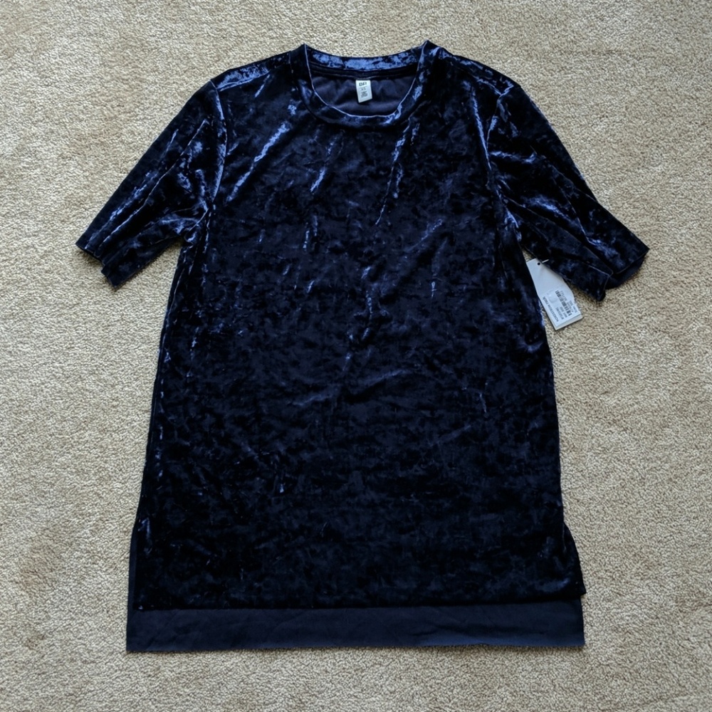 Cute blue short sleeved top